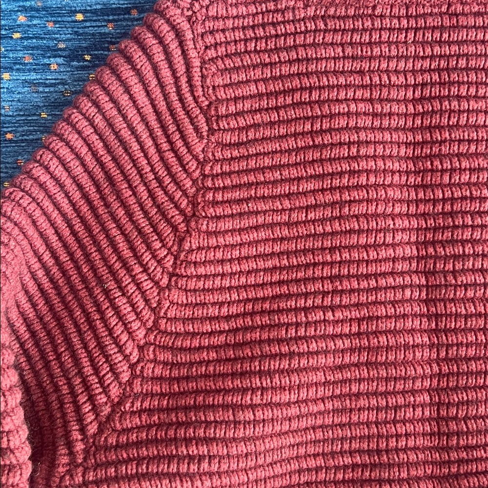 Madewell Ribbed Turtleneck Sweater - XS - Burgundy with 3 side buttons - Picture 6 of 10